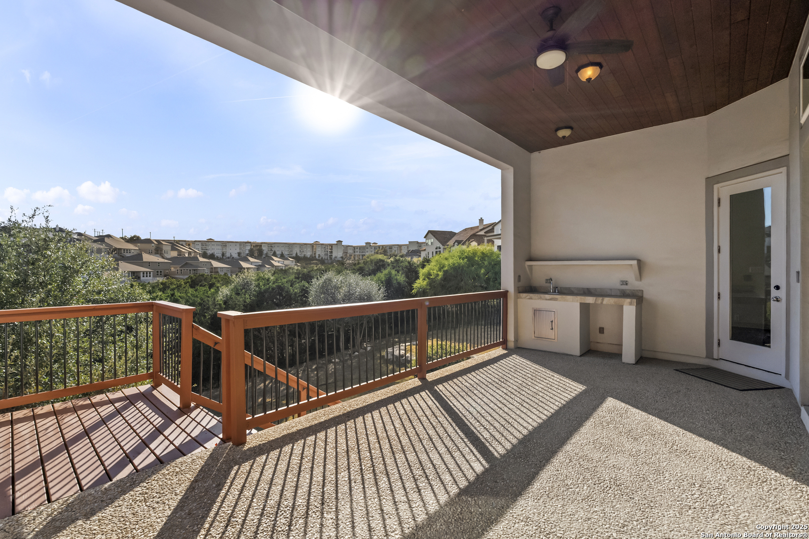 302 Majestic Bluff San Antonio TX 78258