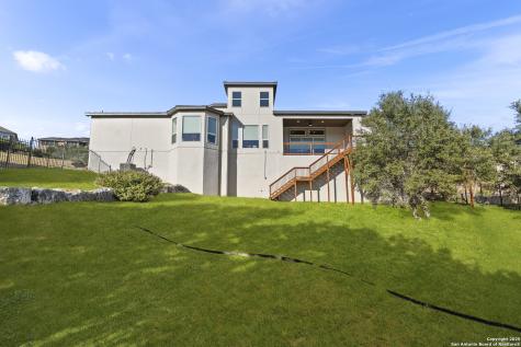 302 Majestic Bluff San Antonio TX 78258