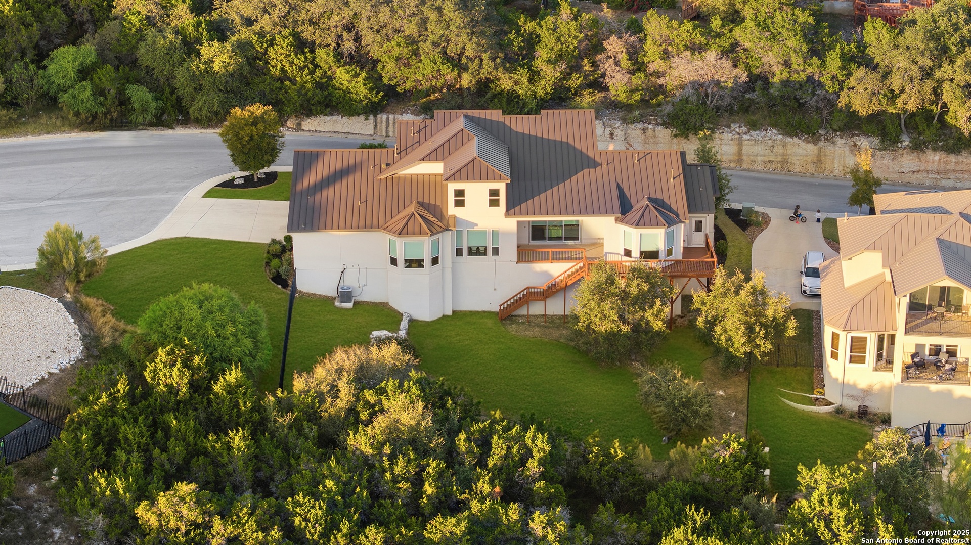 302 Majestic Bluff San Antonio TX 78258