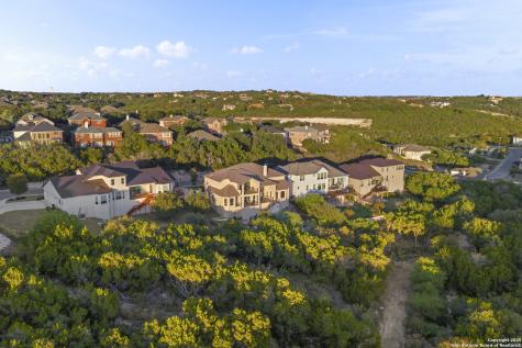 302 Majestic Bluff San Antonio TX 78258