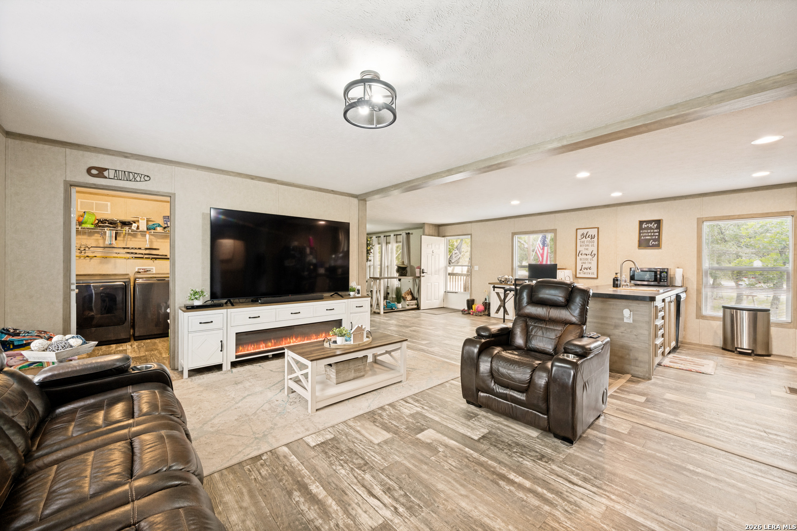 160 Kothmann Road La Vernia TX 78121