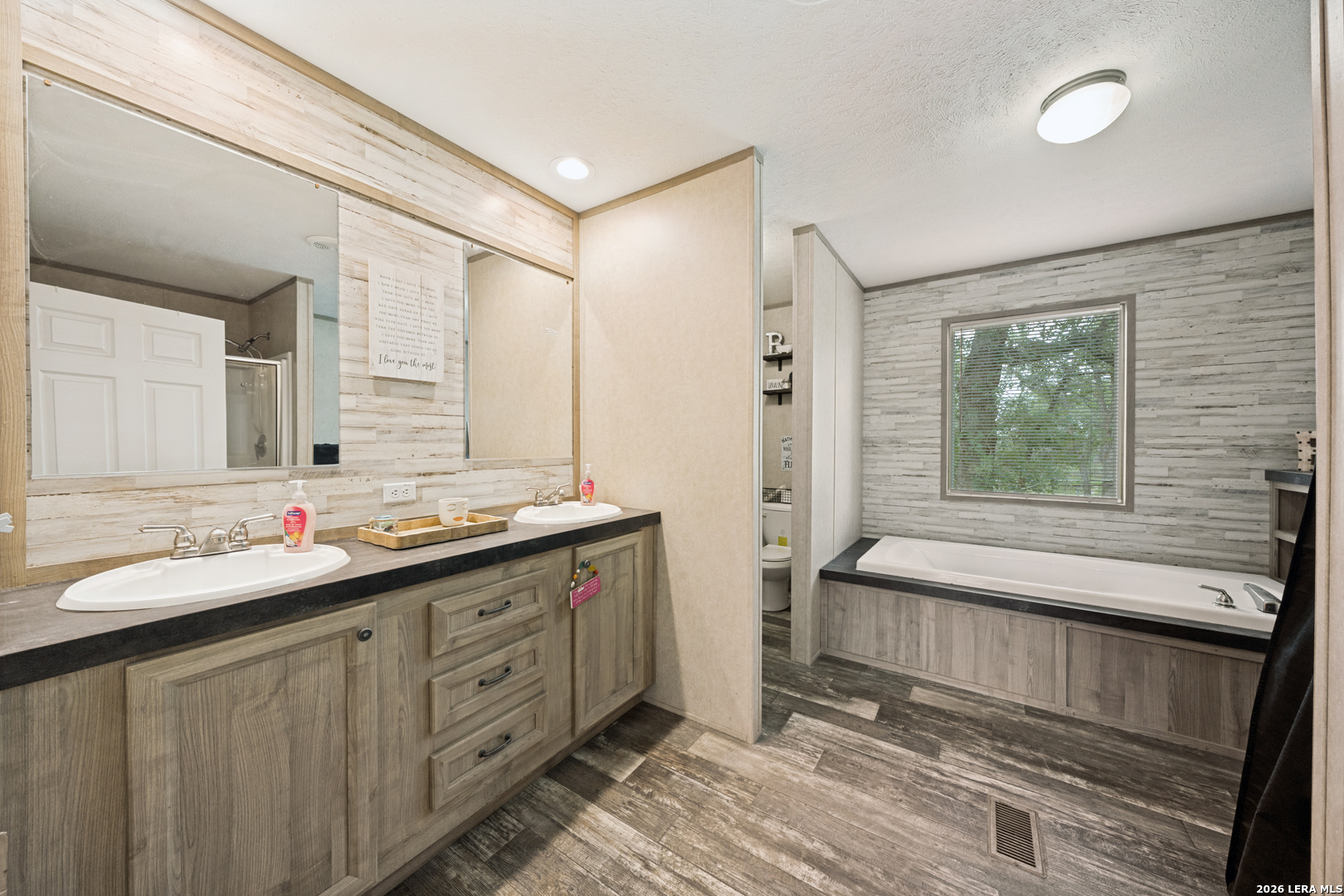 160 Kothmann Road La Vernia TX 78121
