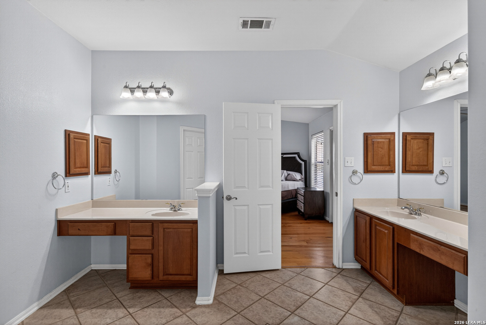 2210 Cardigan Hill San Antonio TX 78232