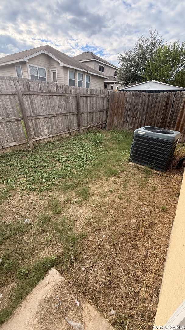 6919 Hallie San Antonio TX 78227