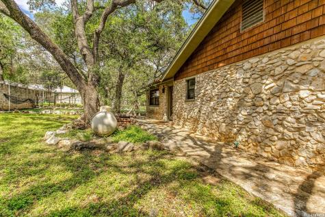 17118 Sugar Crest Drive San Antonio TX 78232