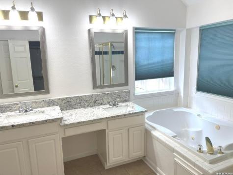 2607 Plum Hollow San Antonio TX 78258