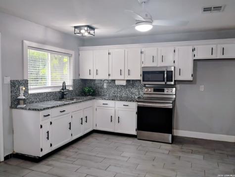 6750 Paradise Oak Drive San Antonio TX 78227