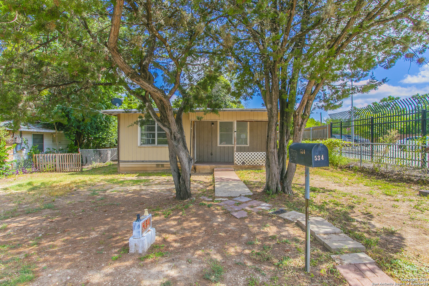 534 Medlin Street Seguin TX 78155