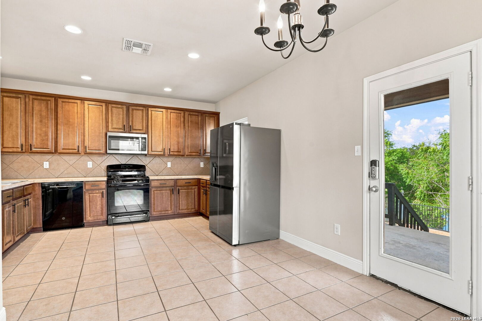 1222 Plaza Lake Drive San Antonio TX 78245