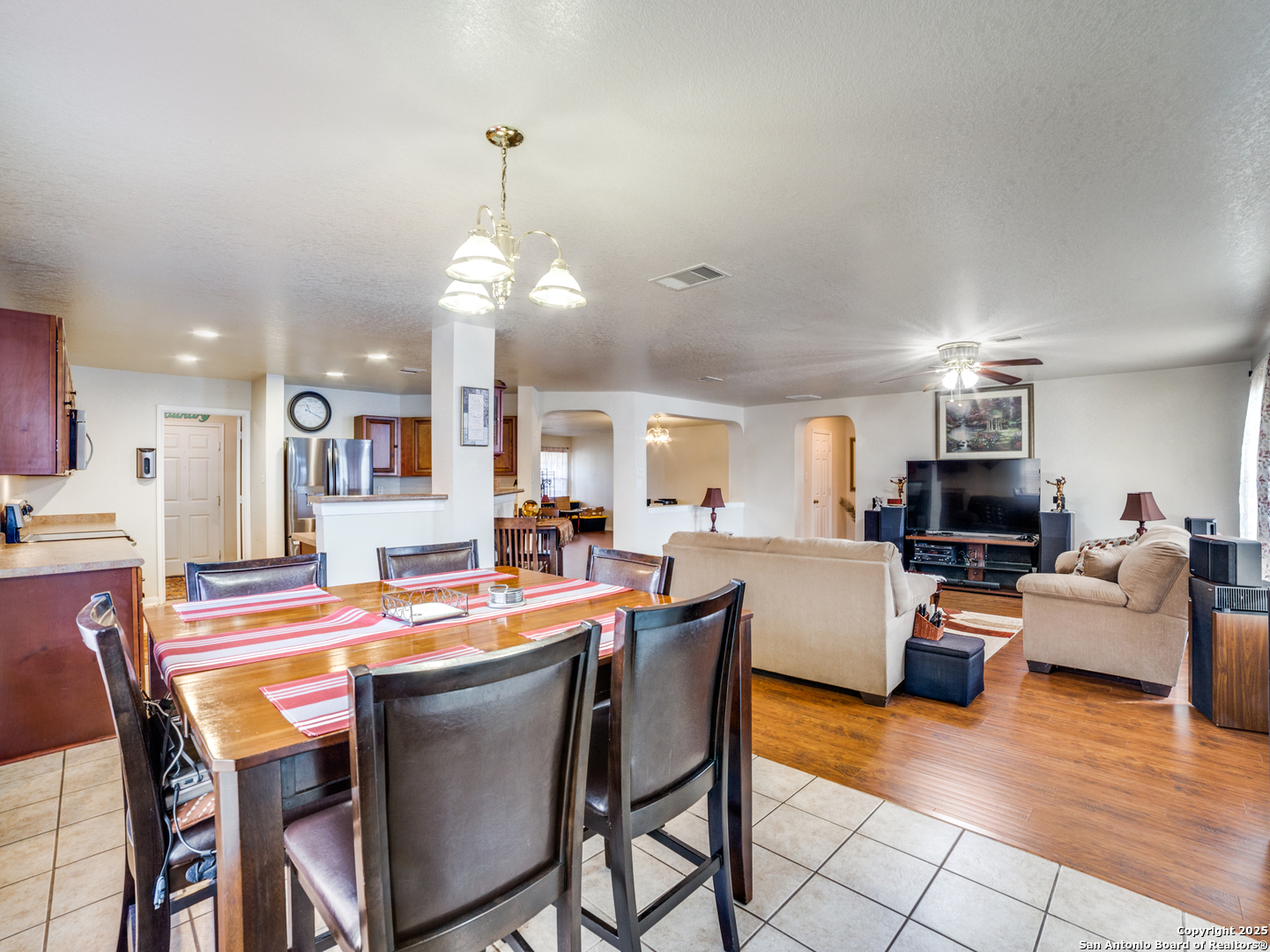 212 Springtree Trail Cibolo TX 78108