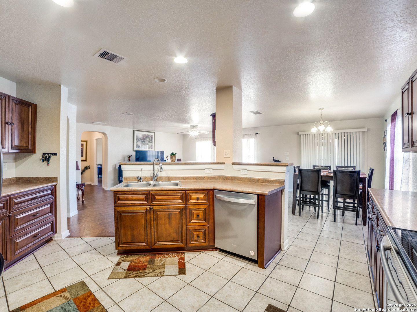 212 Springtree Trail Cibolo TX 78108