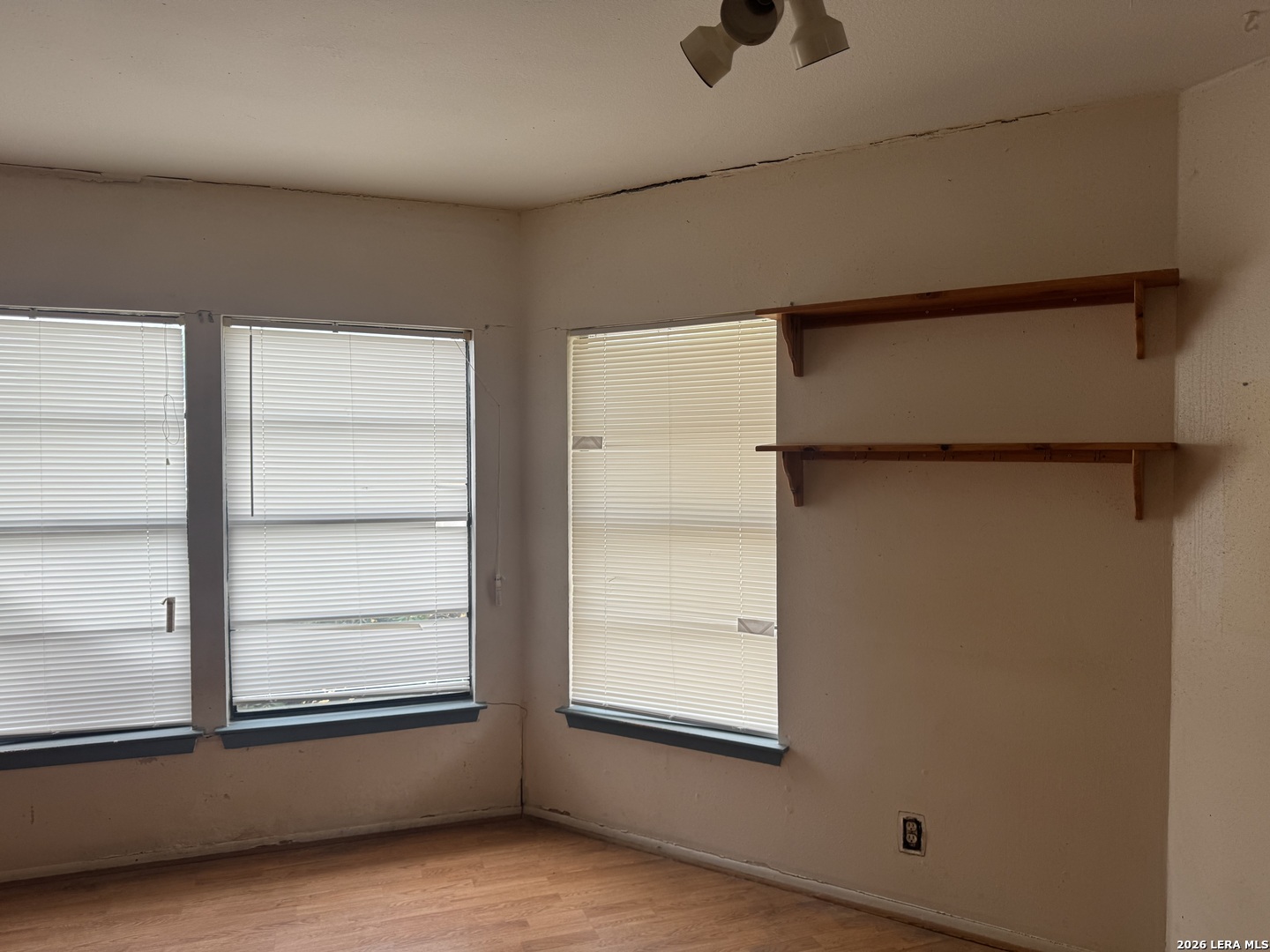 4945 Champlain San Antonio TX 78217