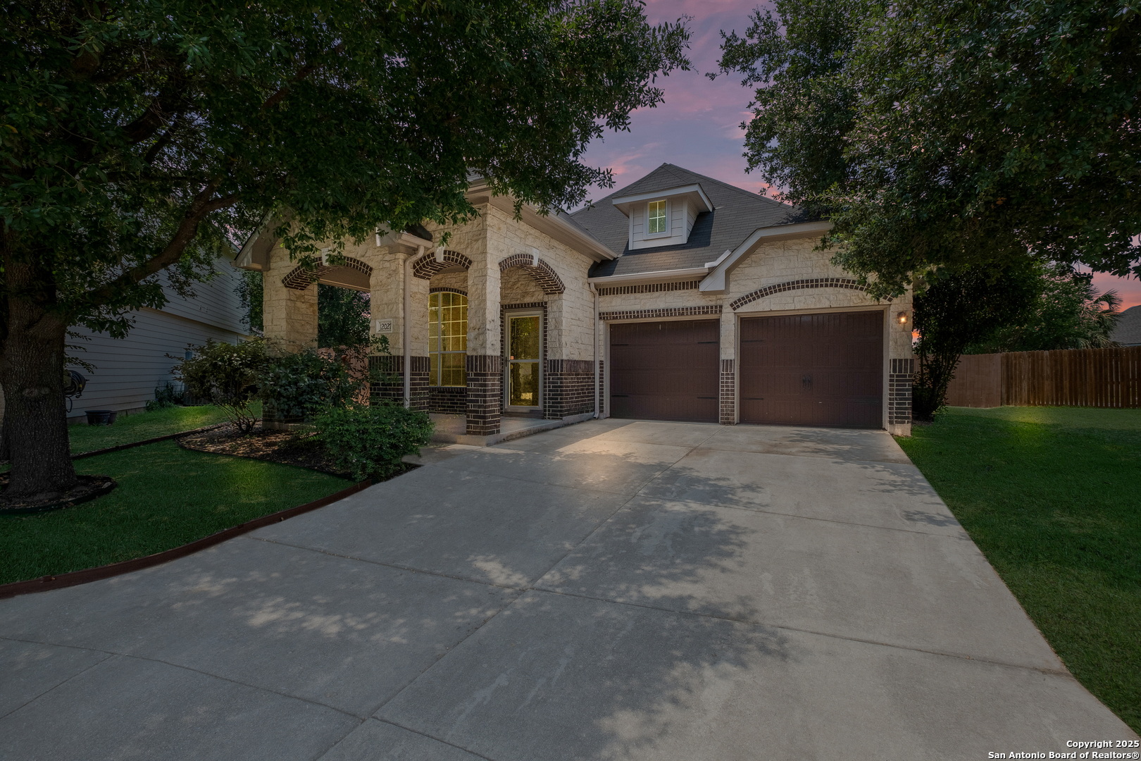 12027 Mill Village San Antonio TX 78254