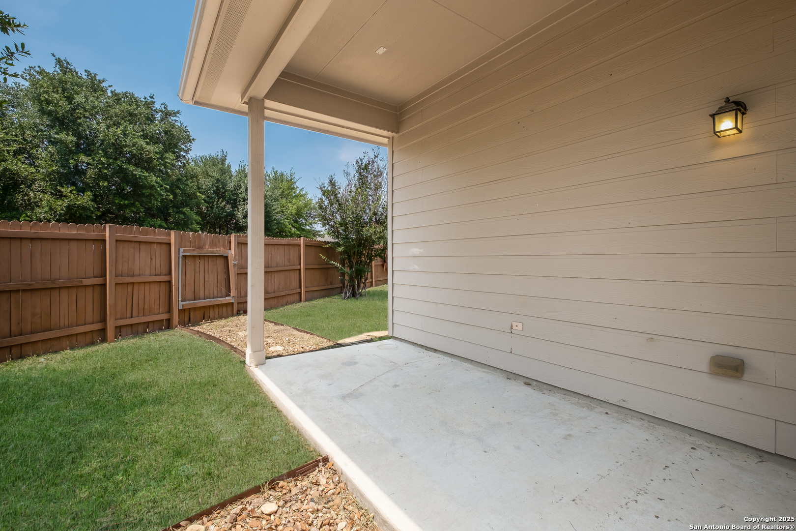 12027 Mill Village San Antonio TX 78254