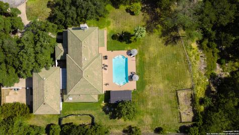 625 Paseo Canada Street Hollywood Park TX 78232