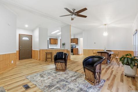 9923 County Road 5735 Castroville TX 78009