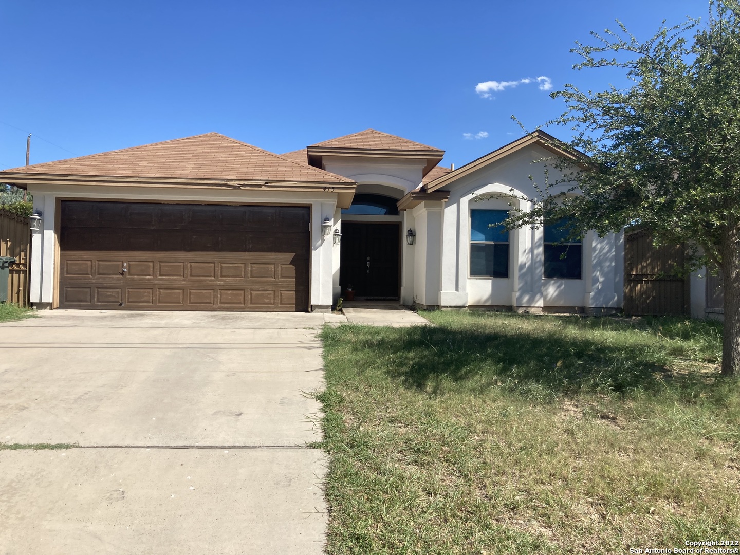 415 Amador Salinas Drive Laredo TX 78045