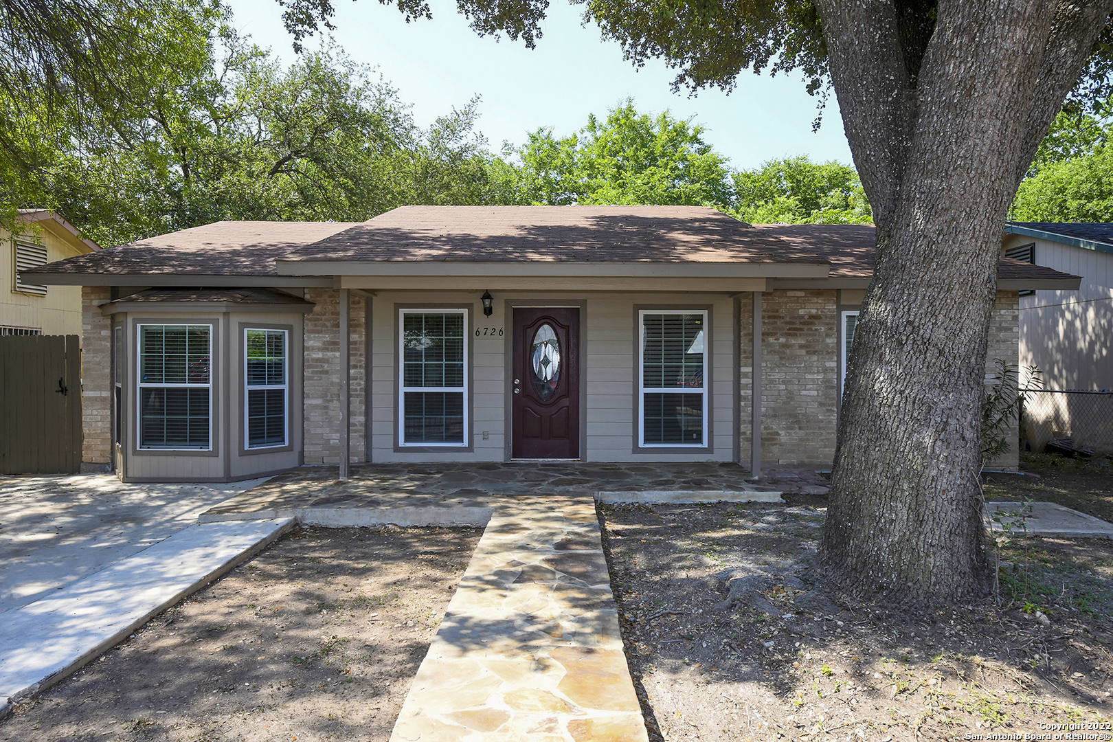 6726 Blue Oak Lane San Antonio TX 78227