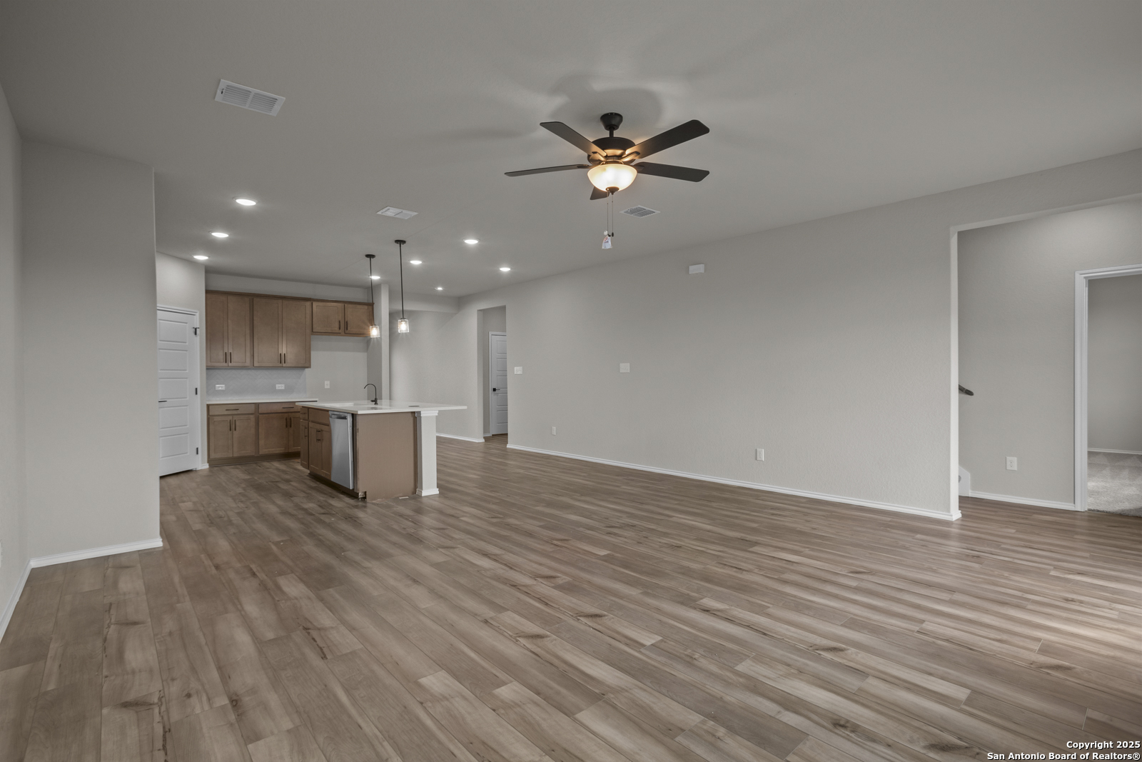 6871 Comanche Cave San Antonio TX 78247