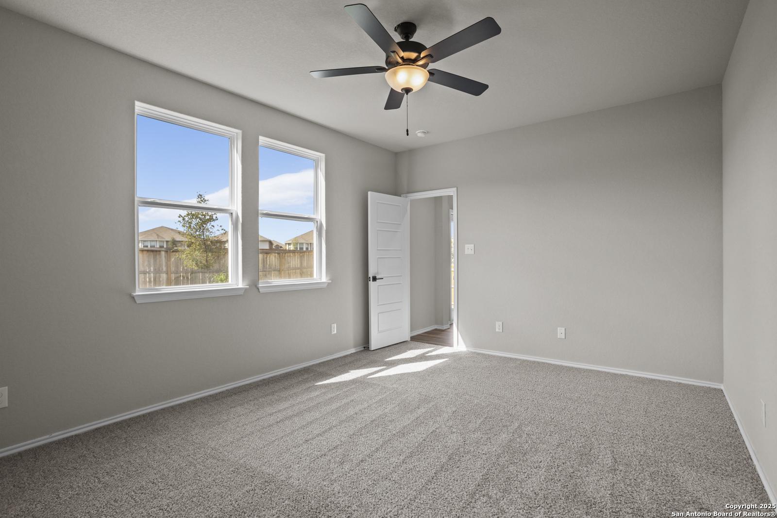 6871 Comanche Cave San Antonio TX 78247