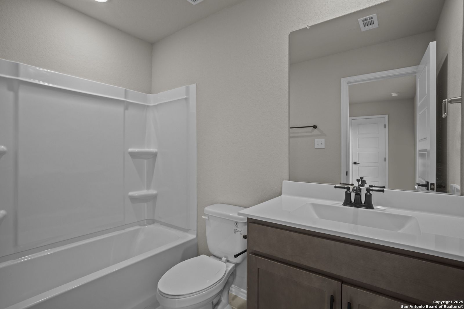 6871 Comanche Cave San Antonio TX 78247