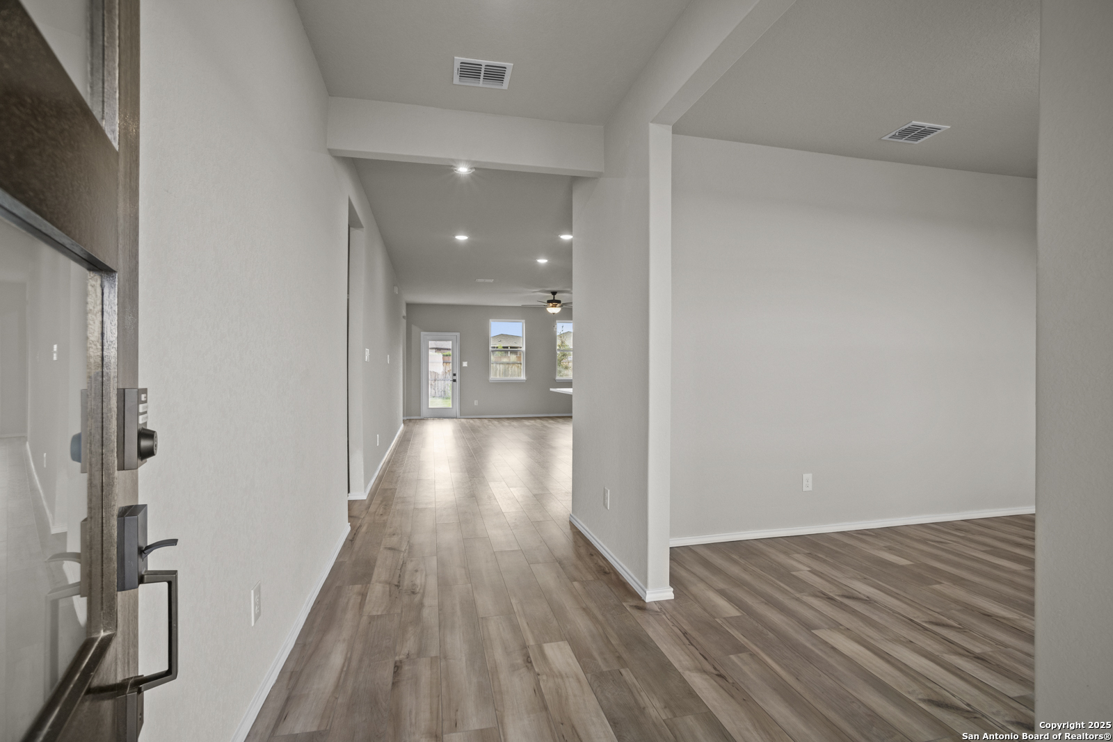 6871 Comanche Cave San Antonio TX 78247