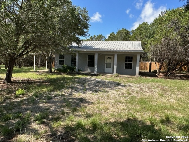 962 Comanche Path Bandera TX 78003