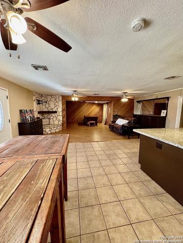 5910 Wales San Antonio TX 78223