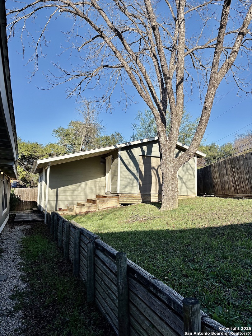 5910 Wales San Antonio TX 78223