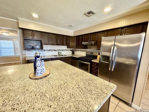 5910 Wales San Antonio TX 78223