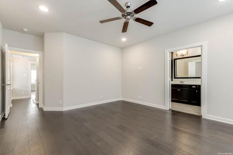 211 E Courtland San Antonio TX 78212