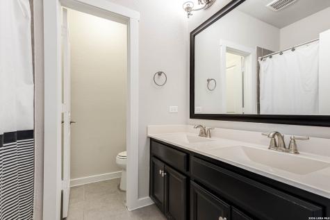 211 E Courtland San Antonio TX 78212