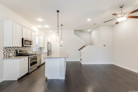 211 E Courtland San Antonio TX 78212