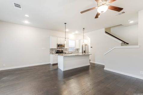 211 E Courtland San Antonio TX 78212