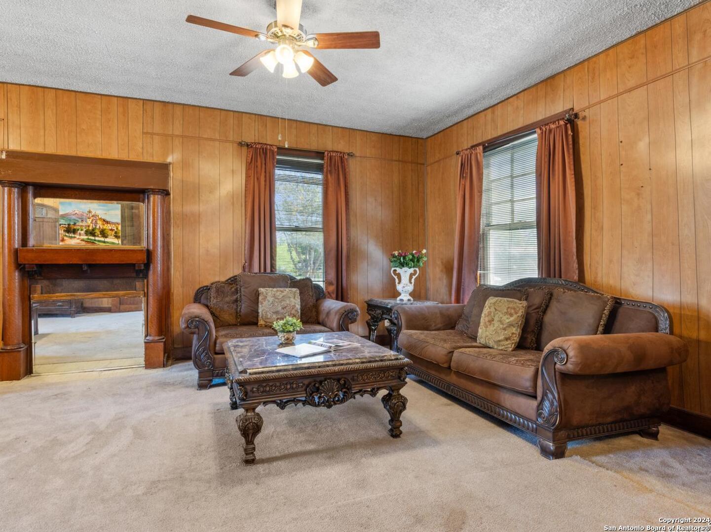 1315 Alametos San Antonio TX 78201