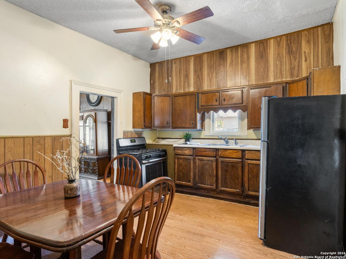 1315 Alametos San Antonio TX 78201