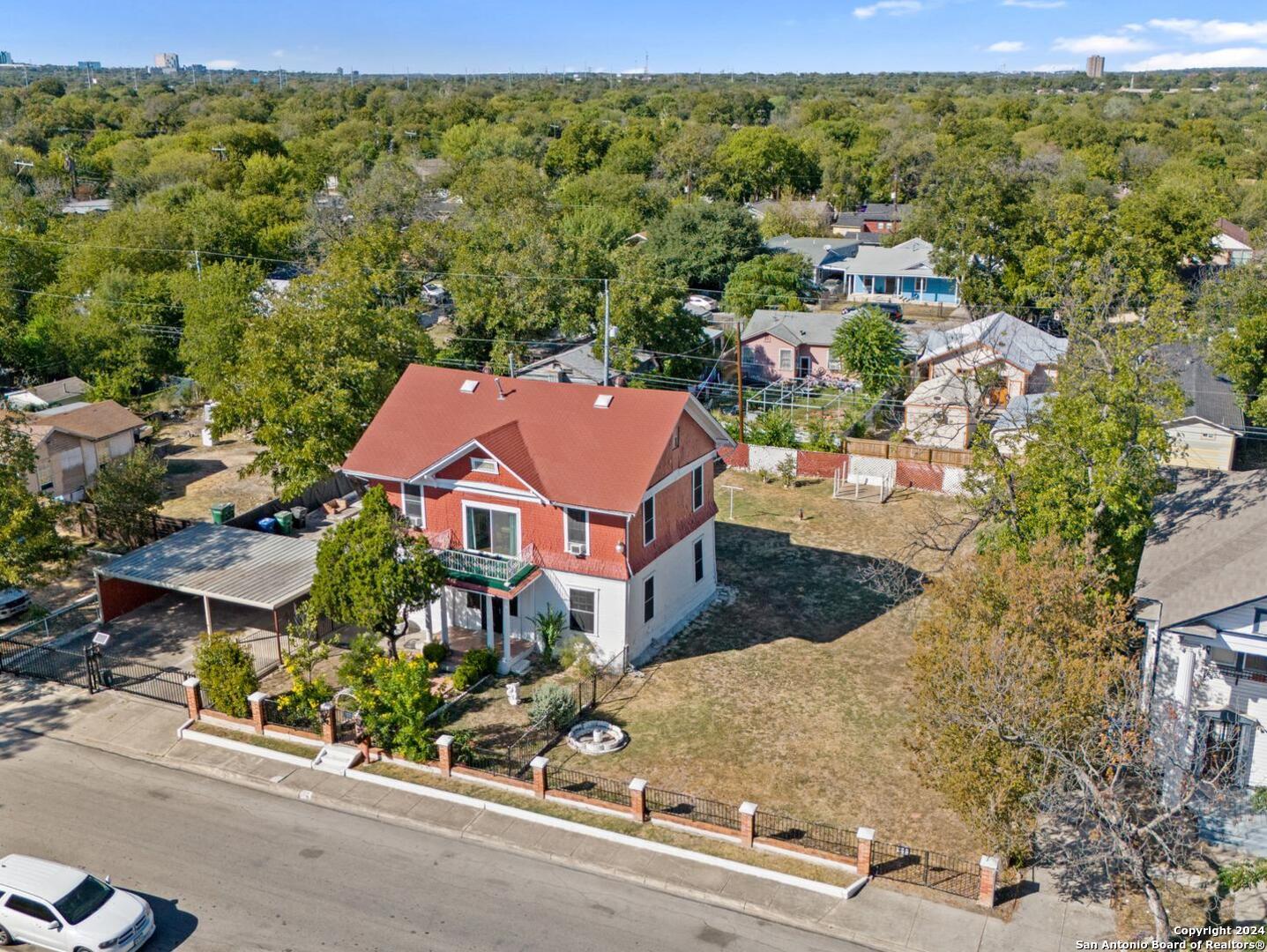 1315 Alametos San Antonio TX 78201