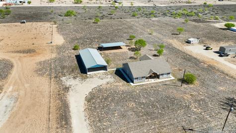 1783 County Road 7711 Devine TX 78016