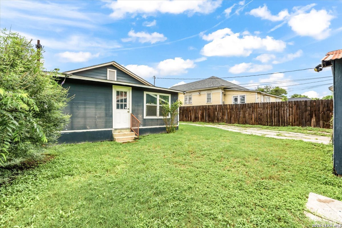 1112 Fresno San Antonio TX 78201