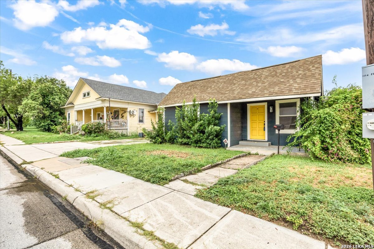 1112 Fresno San Antonio TX 78201