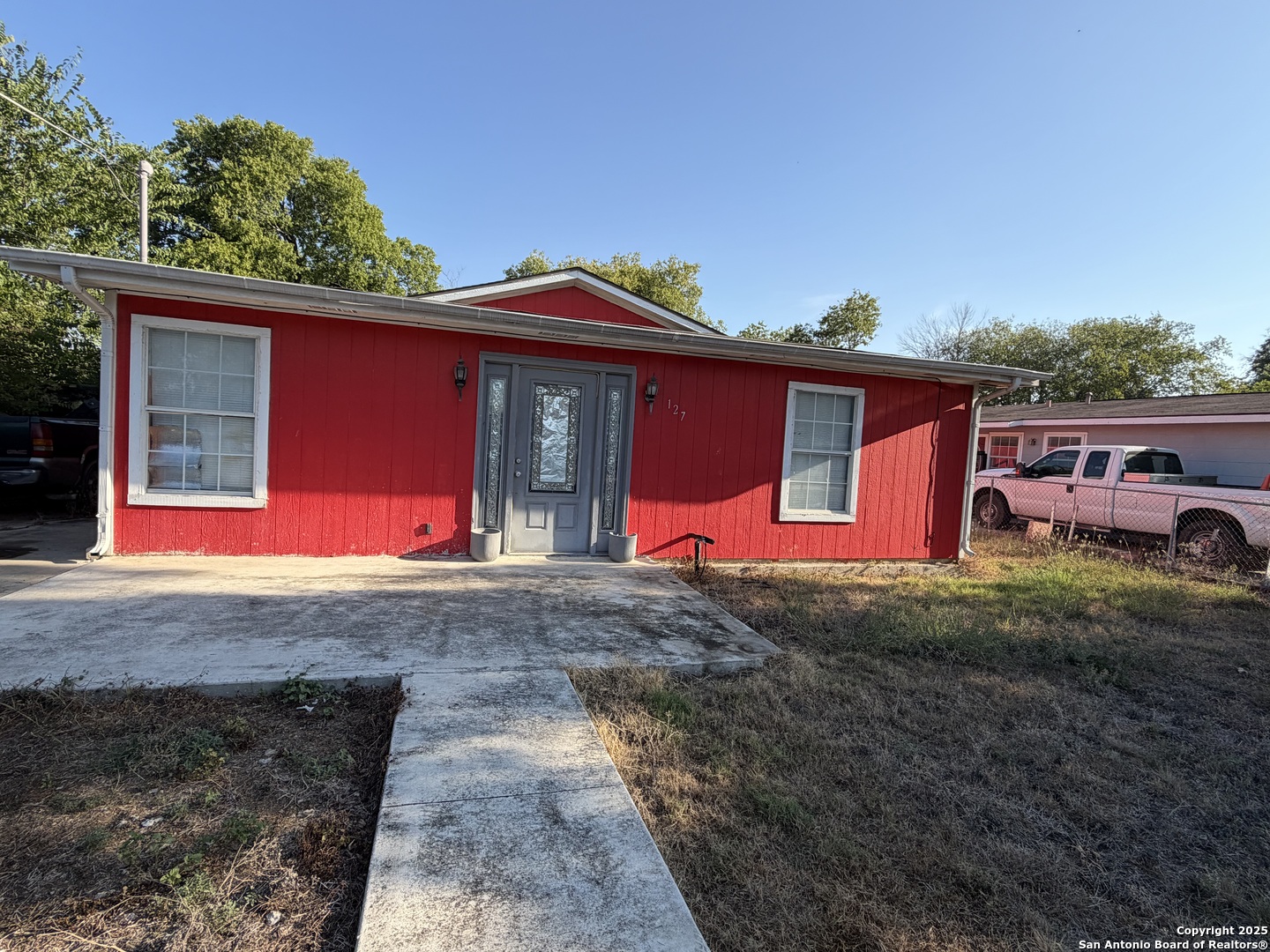 127 Arnaz San Antonio TX 78237