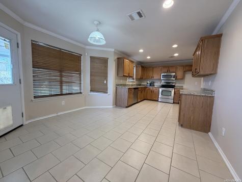 135 Bright Trail San Antonio TX 78253