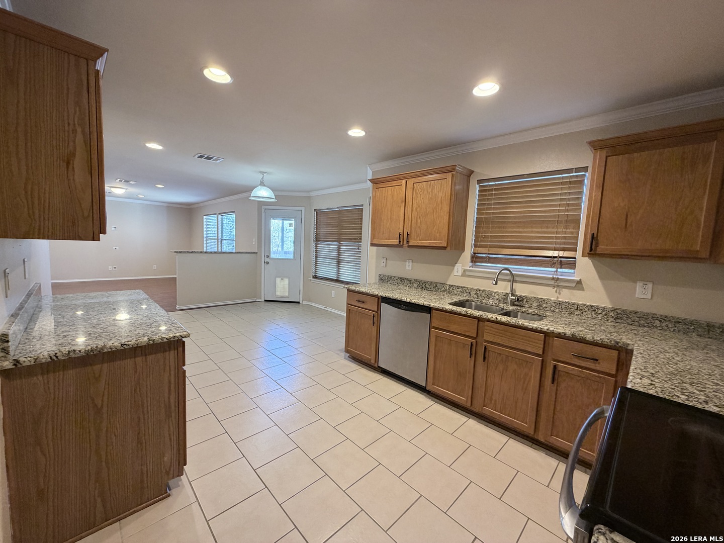 135 Bright Trail San Antonio TX 78253