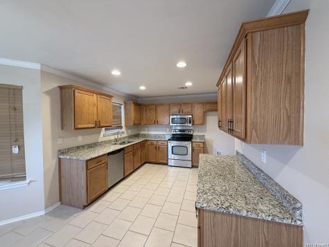135 Bright Trail San Antonio TX 78253