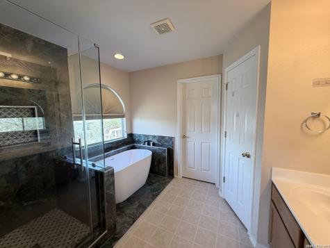 135 Bright Trail San Antonio TX 78253