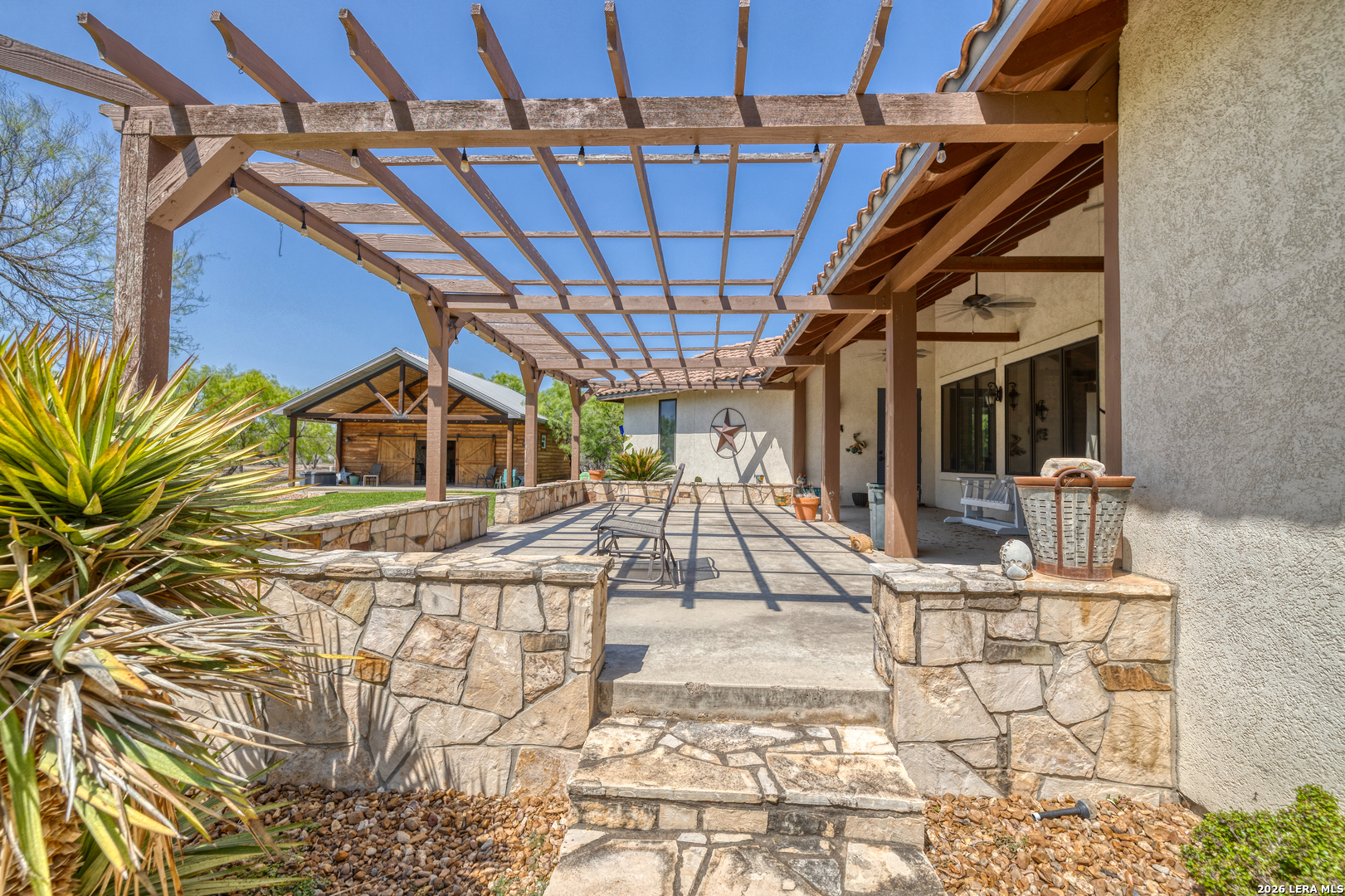 2189 County Road 400 Uvalde TX 78801