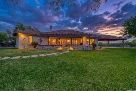 2189 County Road 400 Uvalde TX 78801