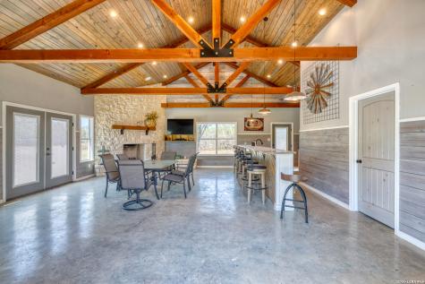 2189 County Road 400 Uvalde TX 78801