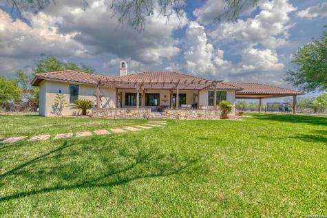 2189 County Road 400 Uvalde TX 78801