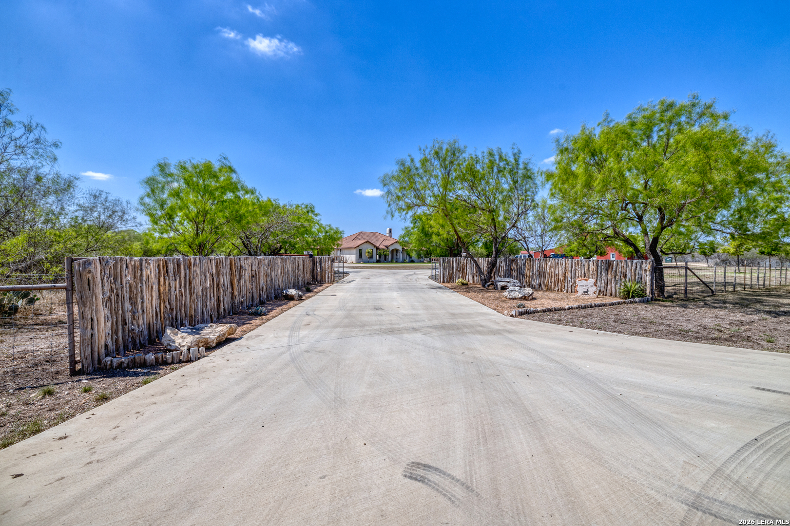 2189 County Road 400 Uvalde TX 78801